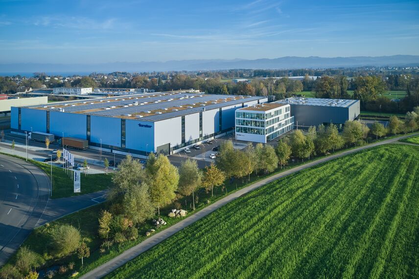 unico Ramen, fuego light Deuren, thermfix vario Vliesgevels, unico Deuren, fuego light Schuifsystemen, unico Schuifsystemen and presto xs Deuren - Forster Campus, Romanshorn located in Romanshorn, Zwitserland